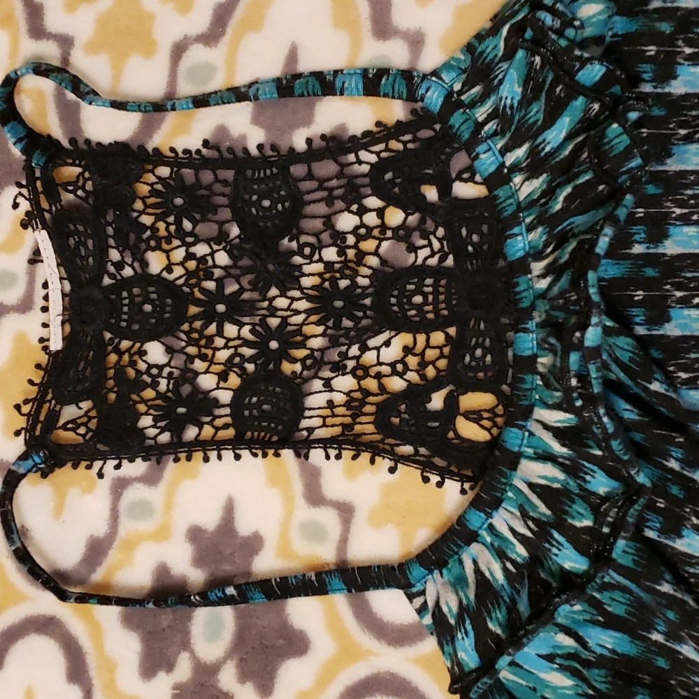 Blouse - Picture 4 of 4